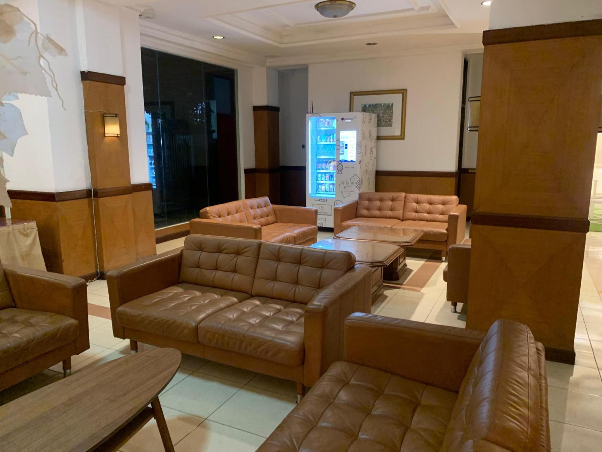Enhaii Hotel Бандунг Экстерьер фото